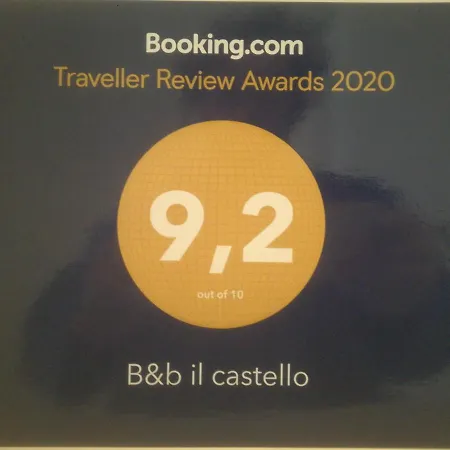 לינה וארוחת בוקר Il Castello ג'ובינאצו