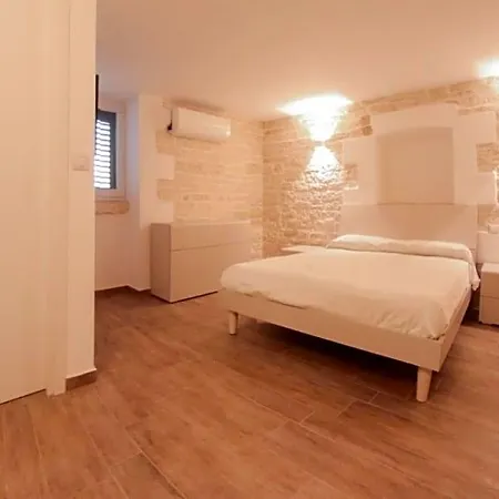 B&B Il Castello 지오비나조